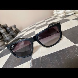 RAY-BAN JUSTIN CLASSIC